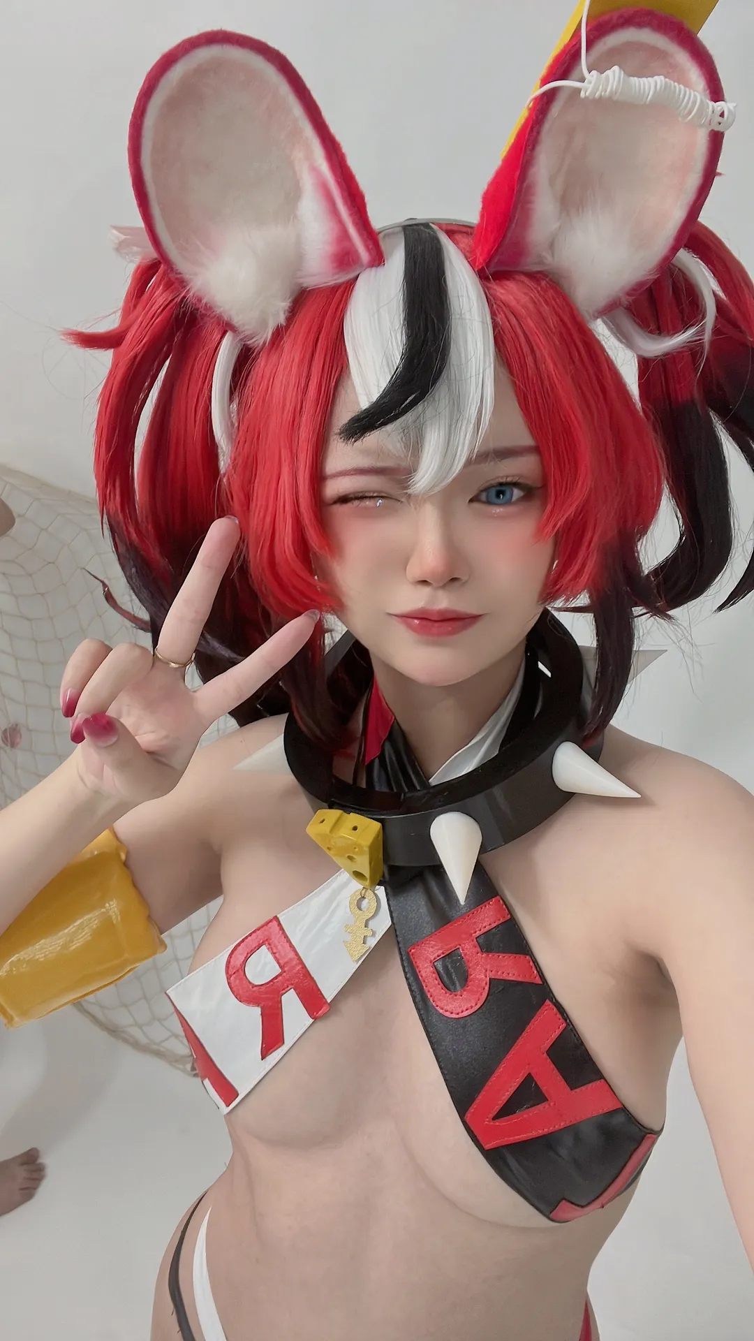 ZinieQ - Hololive-Hakos Baelz [38P2V-1.38GB]