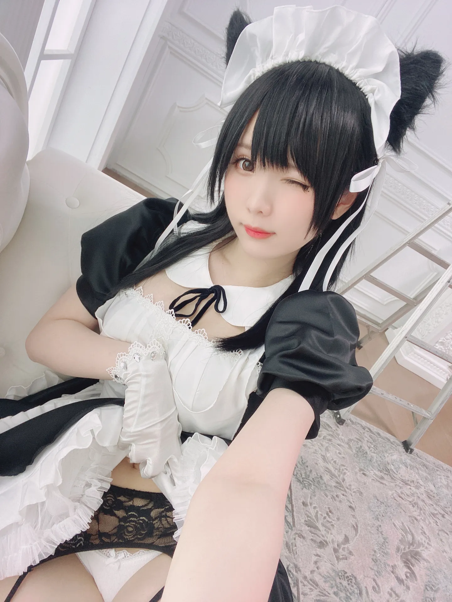 霜月shimo - 爱宕女仆 [16P2V-249MB]