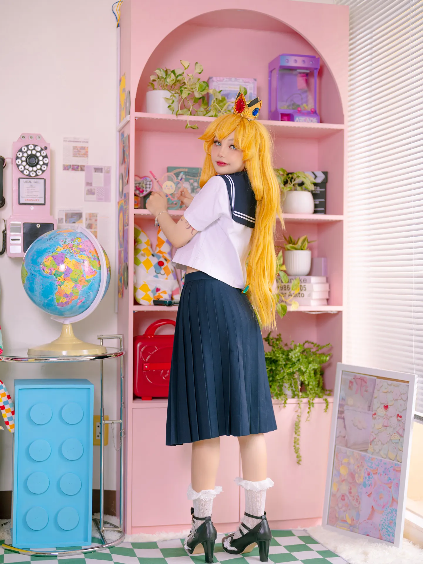 Joyce - Peach School Girl [54P-325MB]