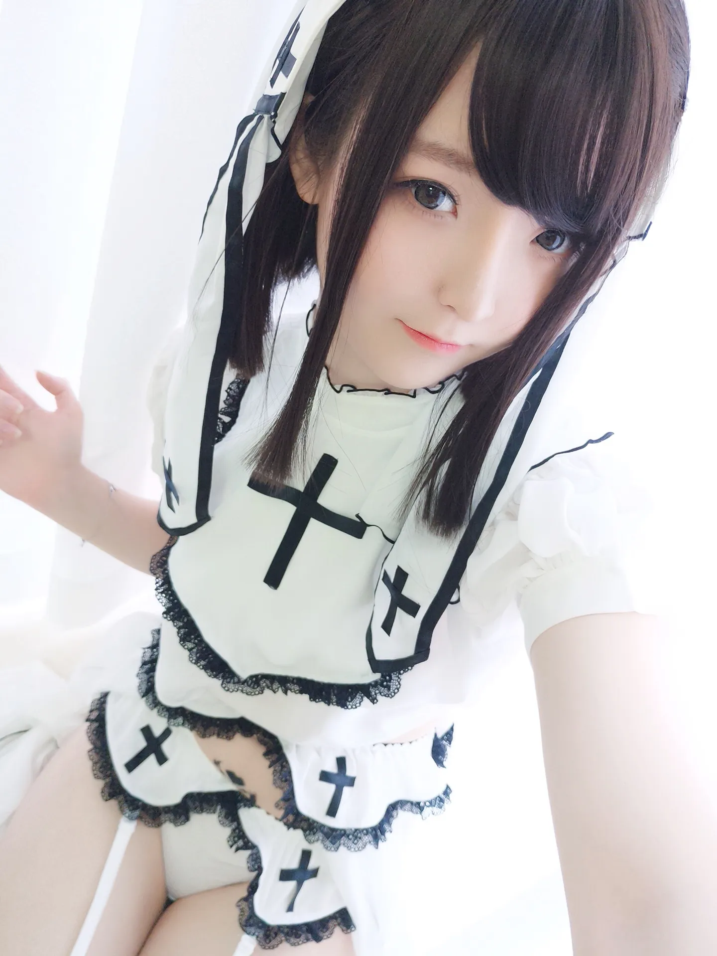 一小央泽 - 白修女 [32P9V-191MB]
