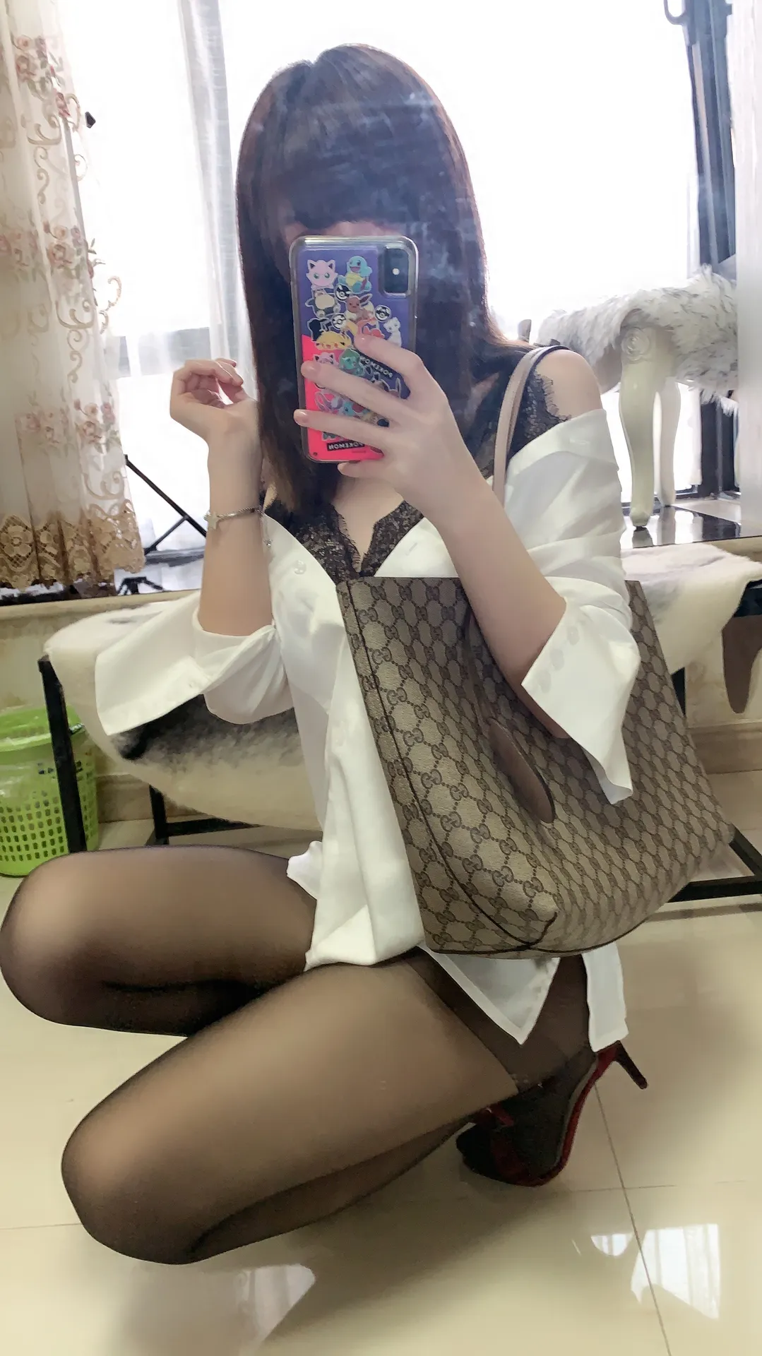 一小央泽 - 约会女友 [83P1V-801MB]