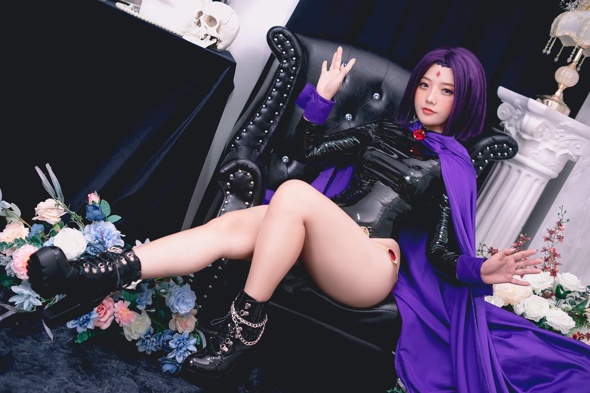 Messie Huang - Raven [61P-328MB]