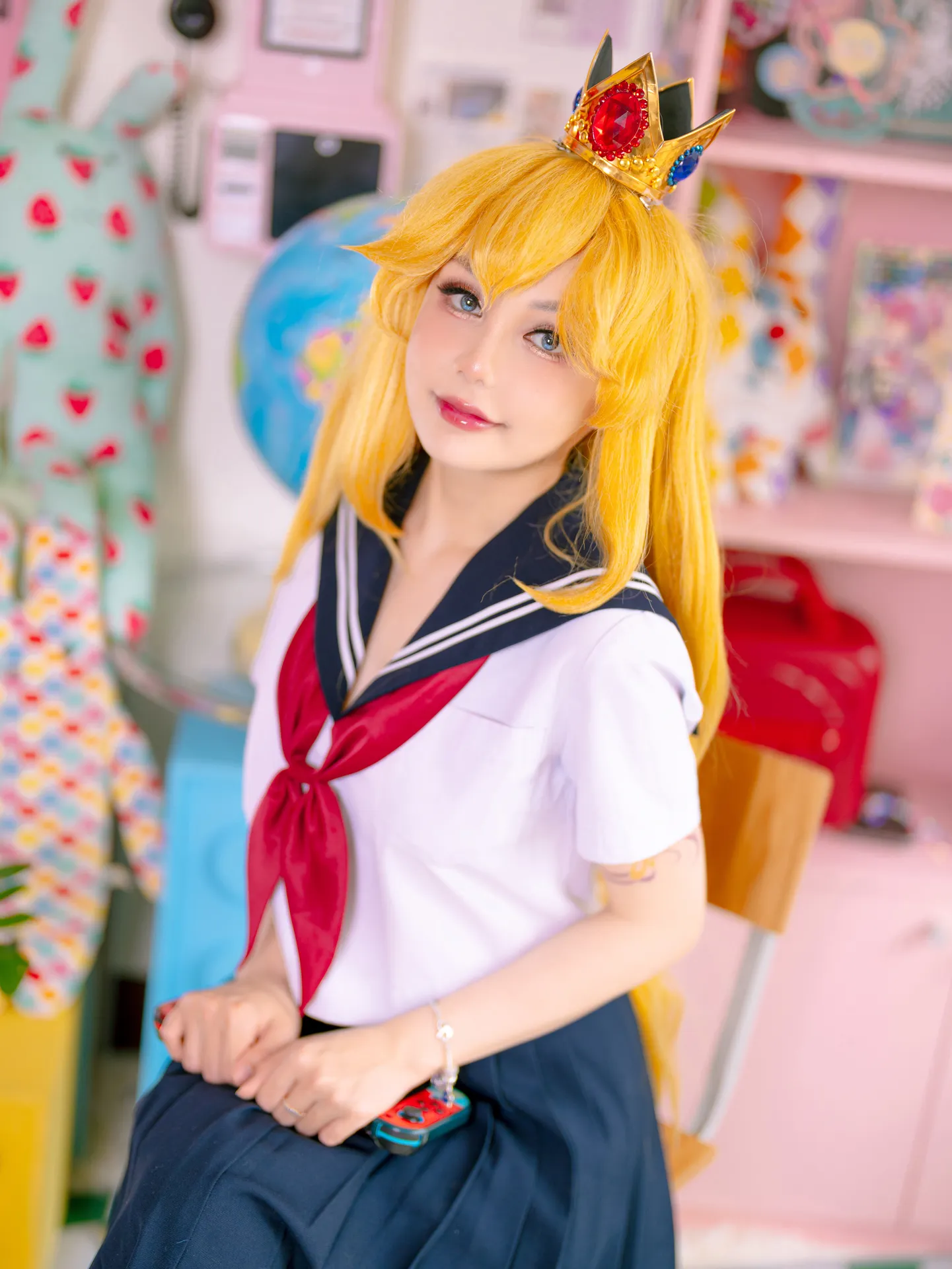 Joyce – Peach School Girl [54P-325MB]