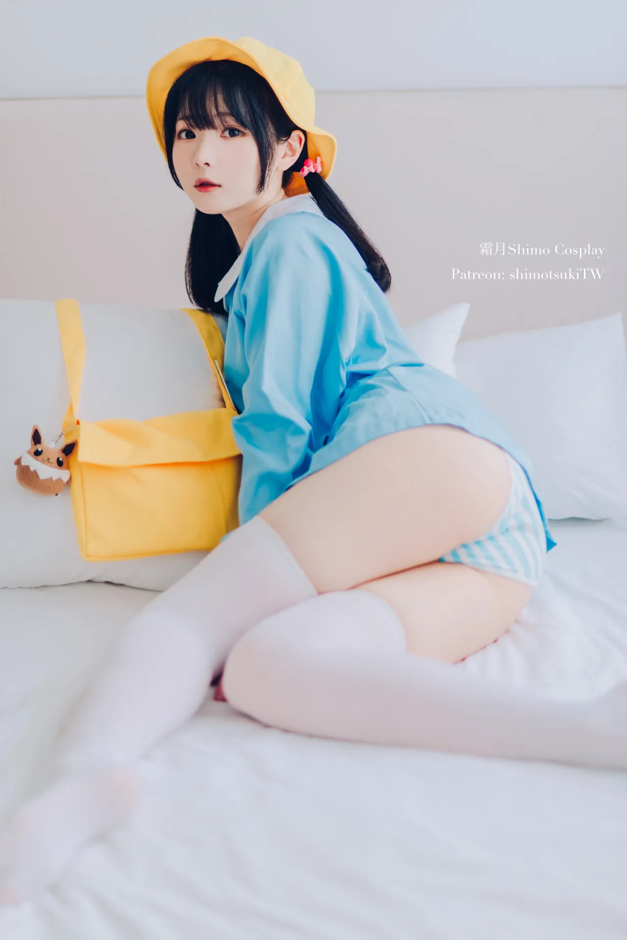 霜月shimo - 幼稚园 [12P-136MB]