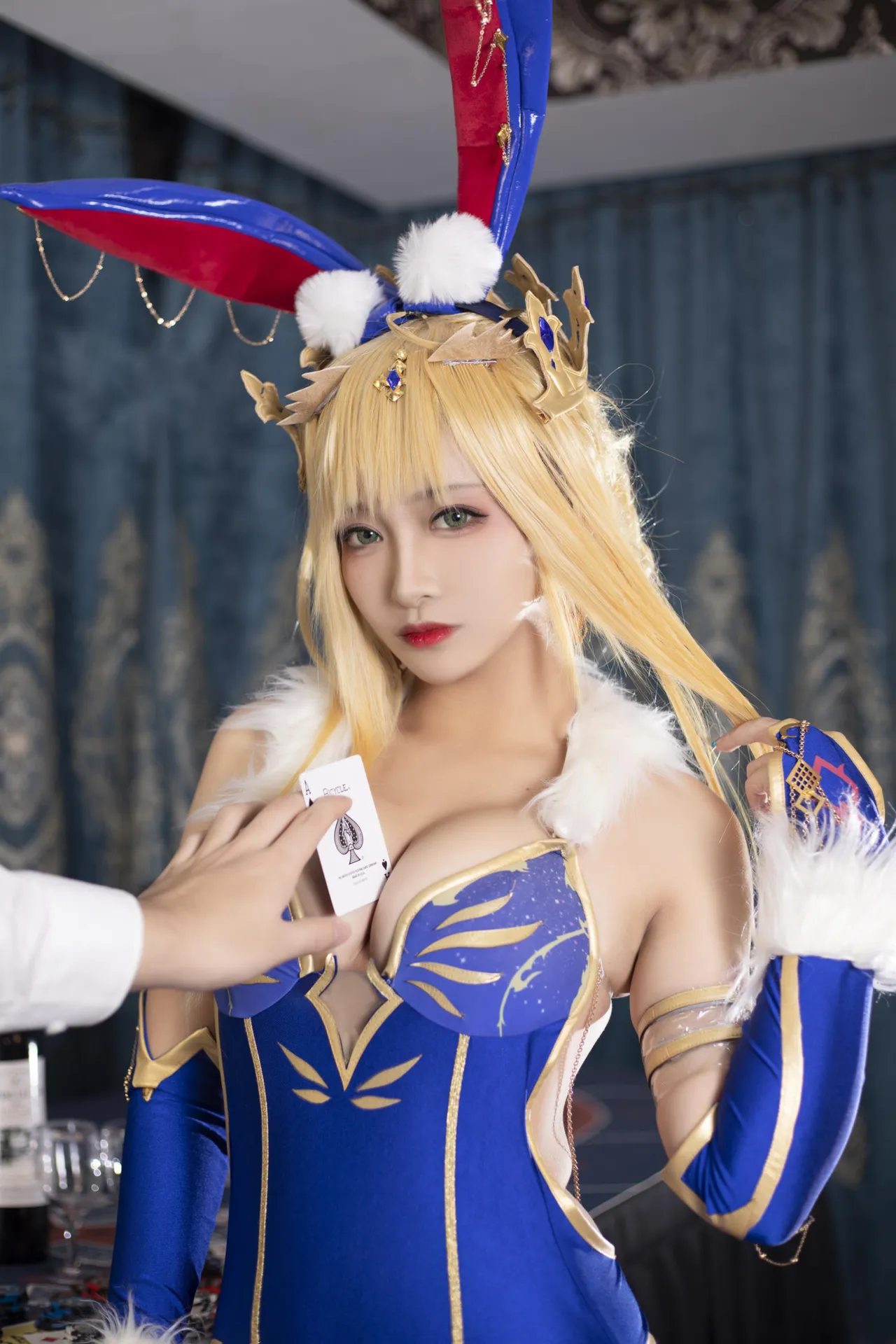 洛璃 LoLiSAMA - FGO 白枪呆兔女郎 [57P-1.15GB]