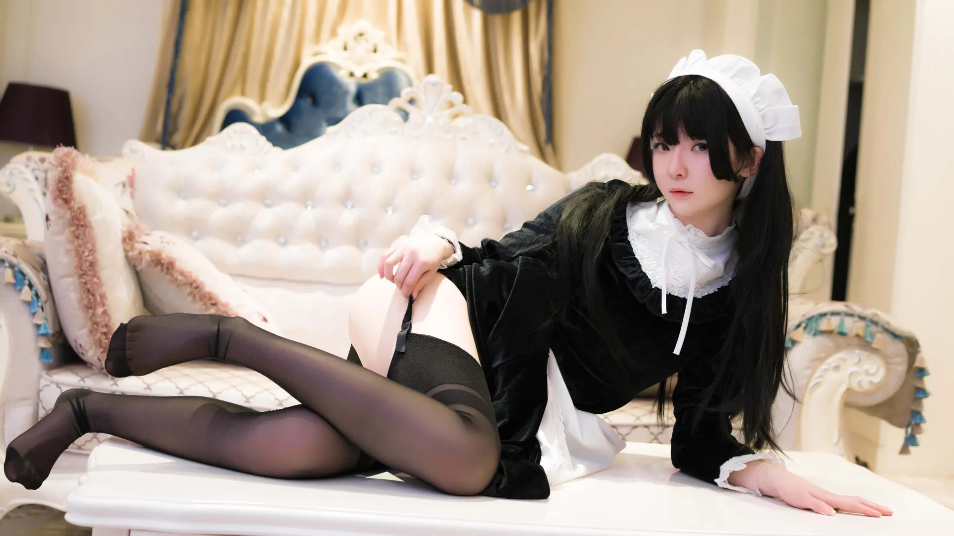 一小央泽 – 束缚 [31P-68MB]