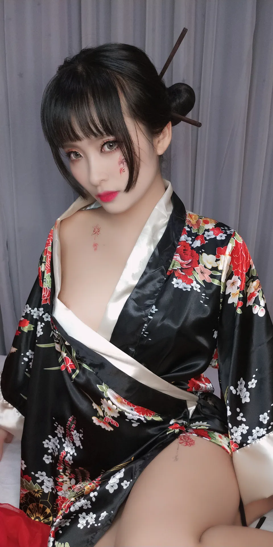 洛璃 LoLiSAMA - 歌舞伎 [92P10V-469MB]