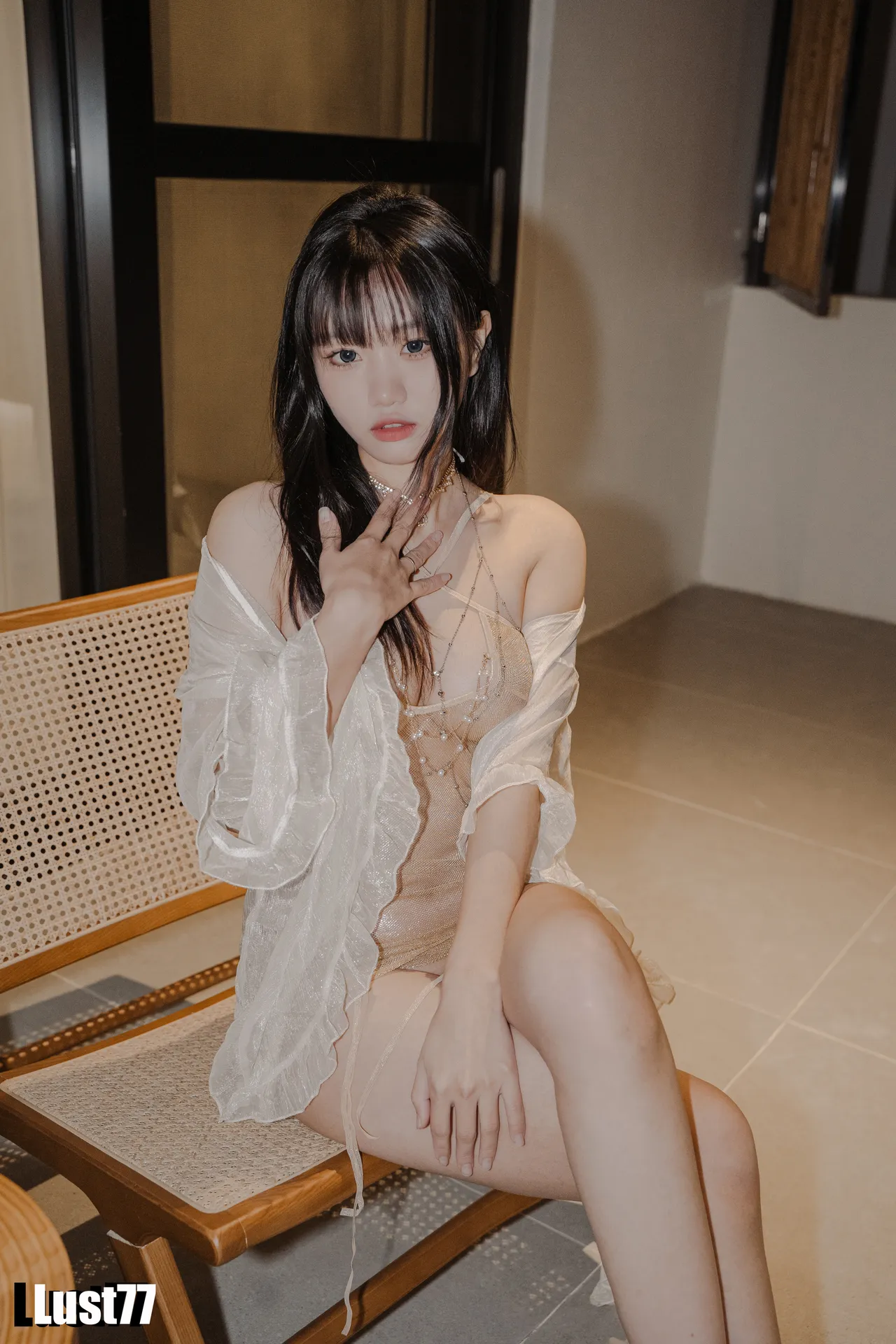 柒柒要乖哦 – 纸醉金迷 [90P1V-1.94GB]