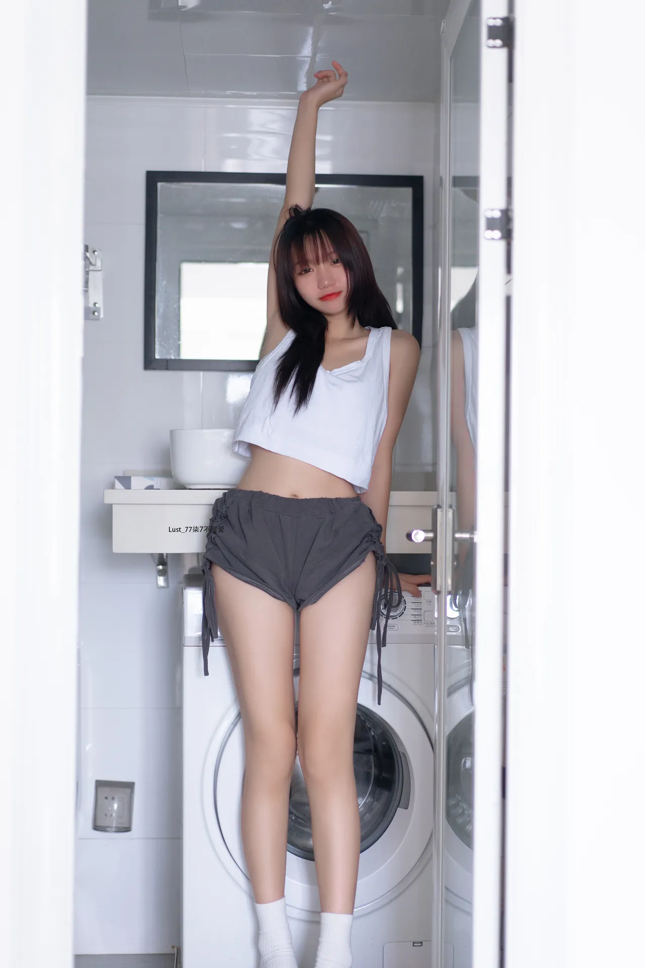 柒柒要乖哦 - 柒柒不可爱 初恋背心 [117P-1.86GB]