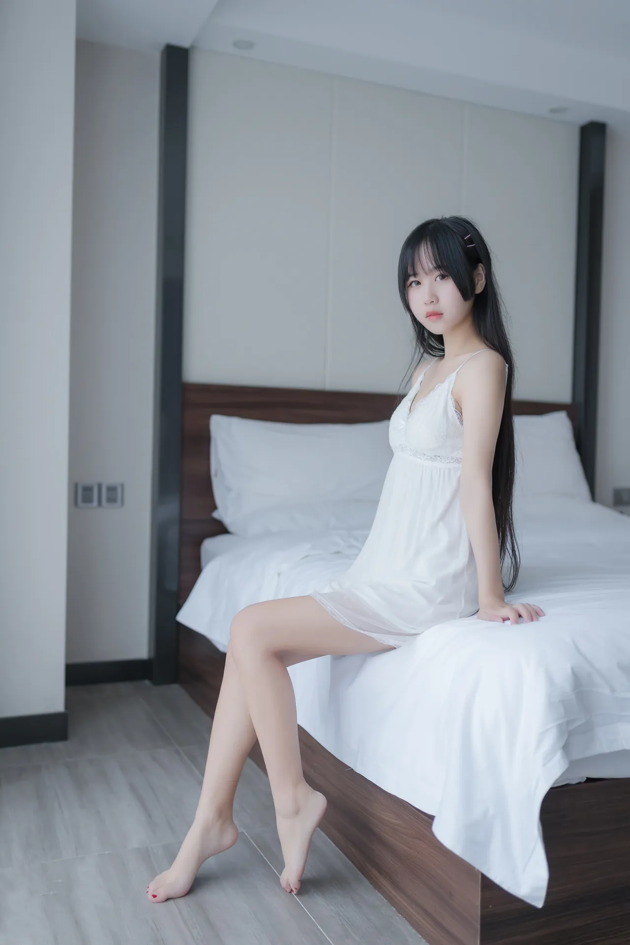 萌芽儿o0 – 白色私房 [44P-233MB]