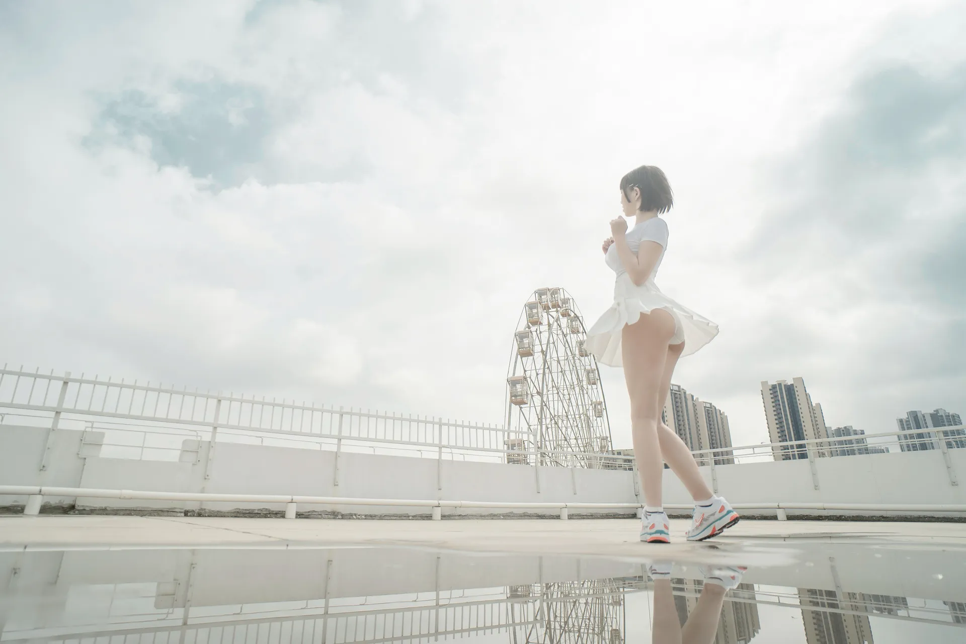 阿薰kaOri - 天台 [82P1V-723MB]