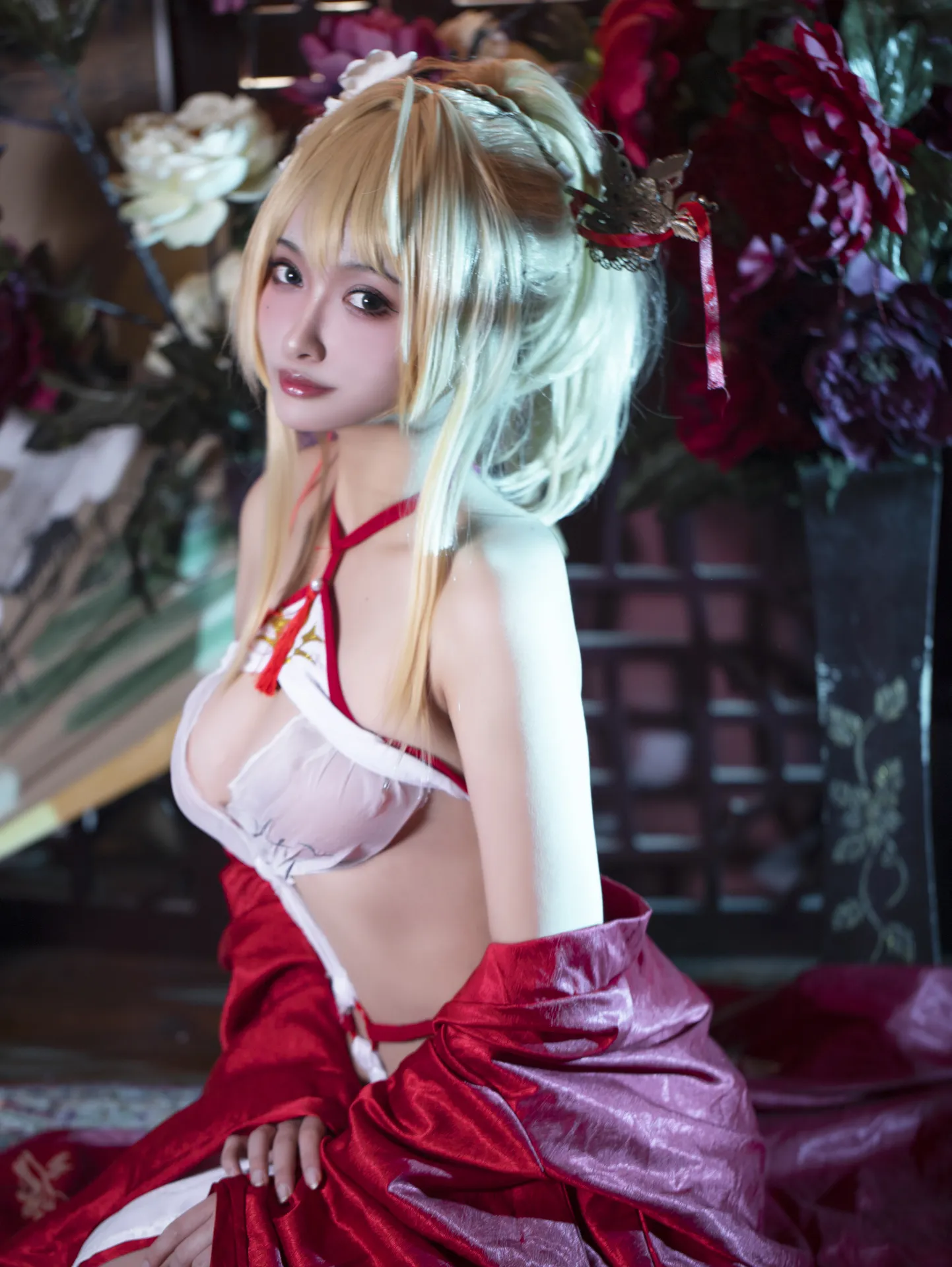 洛璃 LoLiSAMA – 光荣凉夜香雪 [36P-511MB]