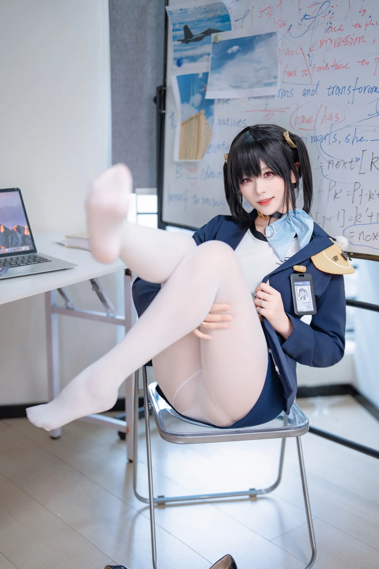 Tina很妖孽呀 – Nikke胜利女神 索拉 [50P-178MB]