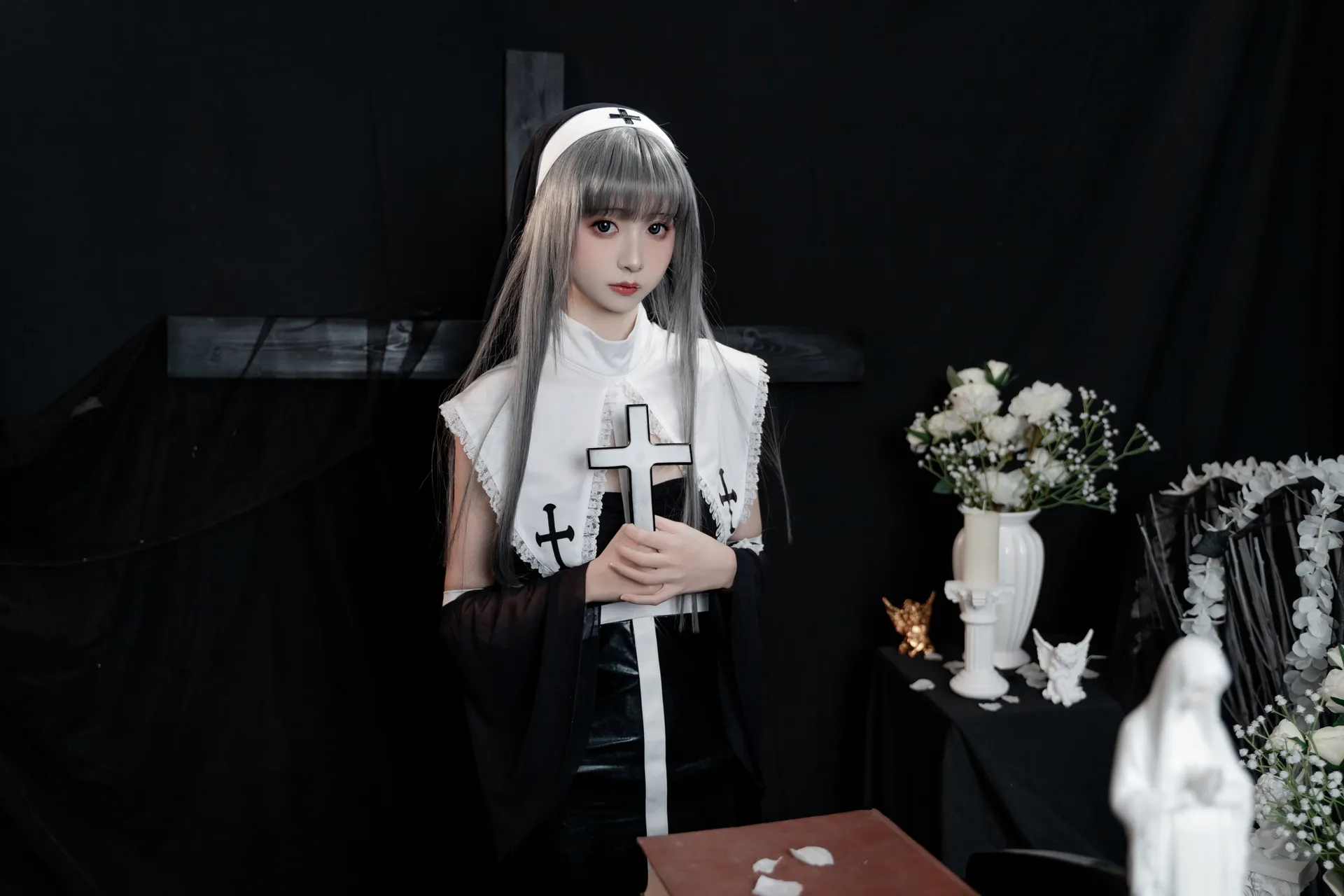 花音栗子 – 堕落修女 [62P2V-2.28GB]
