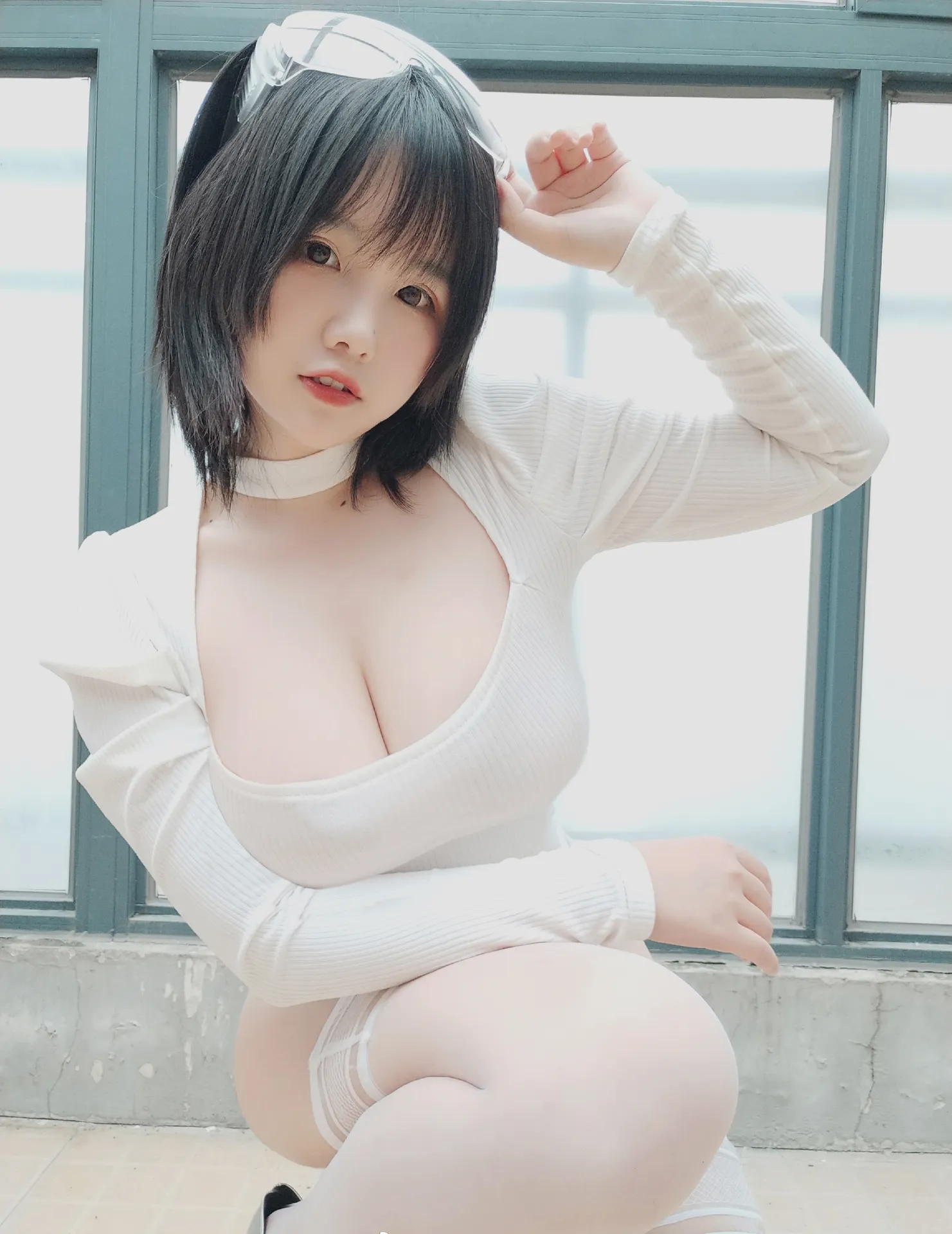 阿半今天很开心 - 白色肉感 [9P-51MB]