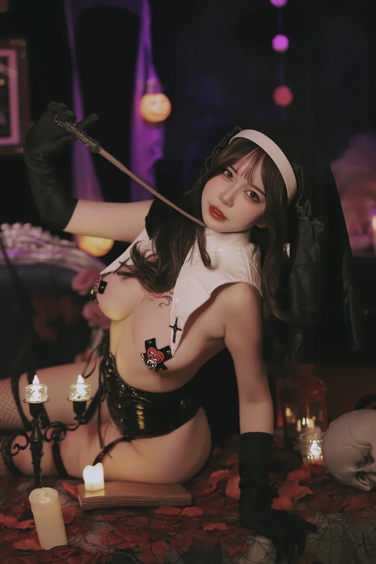 Tina很妖孽呀 – 万圣限定修女 [72P3V-658MB]