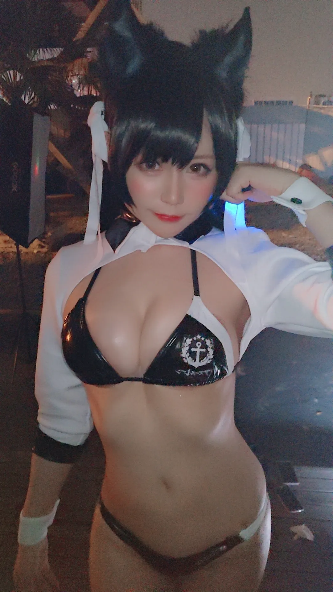 Nyako喵子 – 爱宕机车 [17P-45MB]
