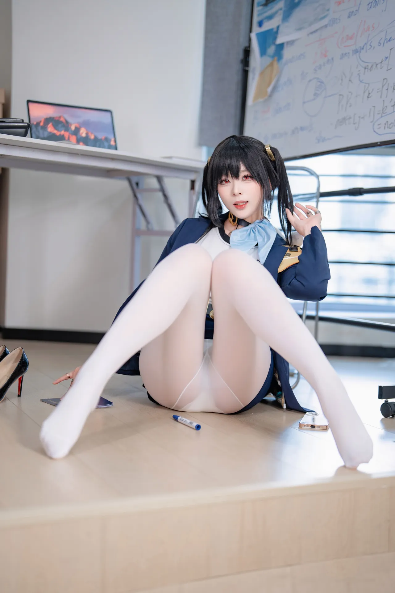 Tina很妖孽呀 - Nikke胜利女神 索拉 [50P-178MB]
