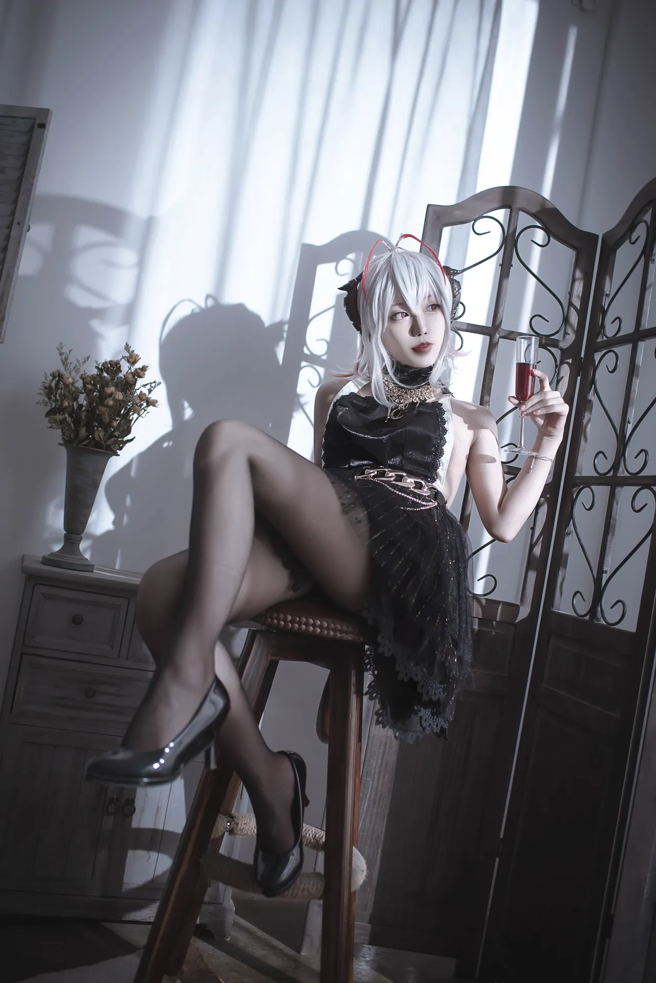 切切celia – 明日方舟 W 礼服 [20P-150MB]