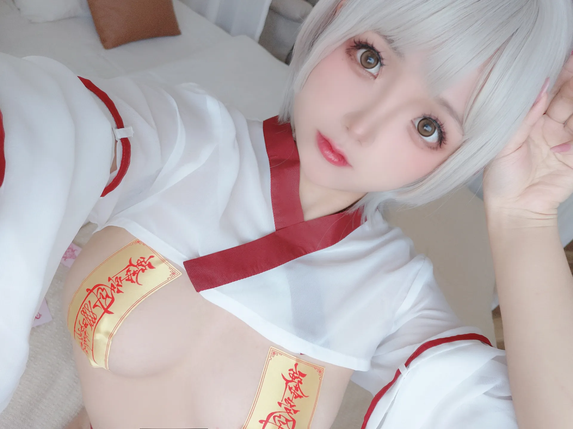 日奈娇 - 巫女自拍 [41P-72MB]