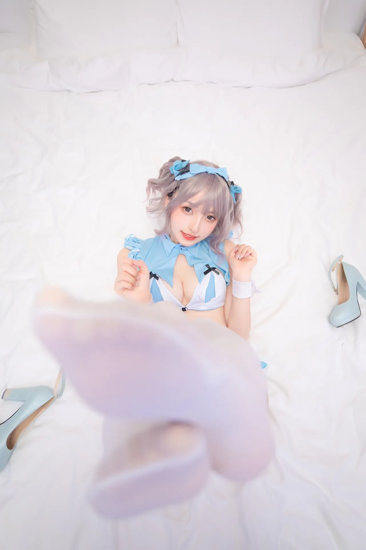 神楽坂真冬 – 蓝白女仆 [75P-260MB]