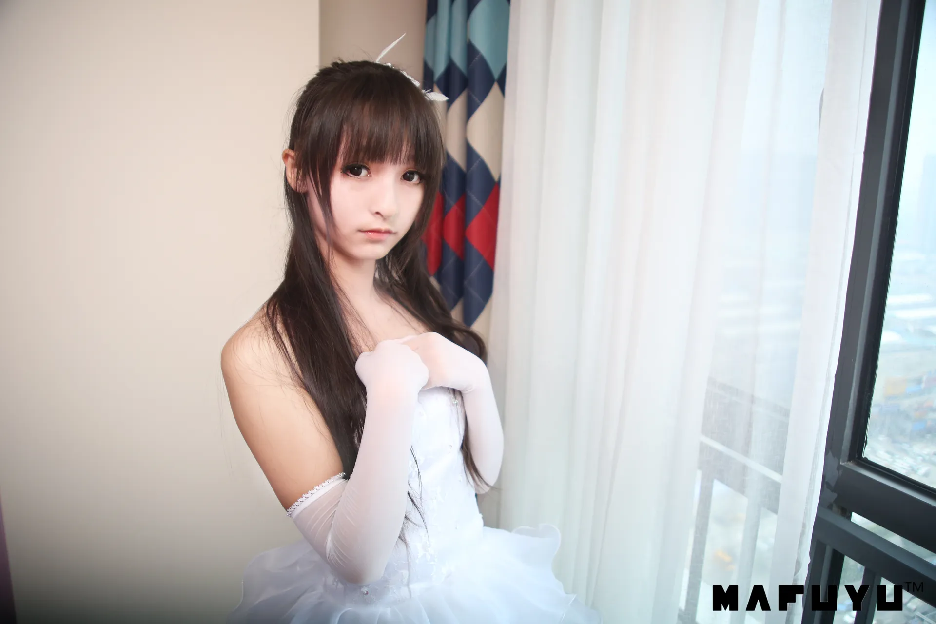 神楽坂真冬 – 婚纱 [71P-1.01GB]