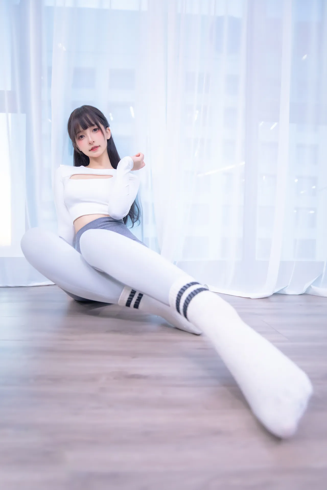 神楽坂真冬 - 瑜伽少女 [75P-281MB]