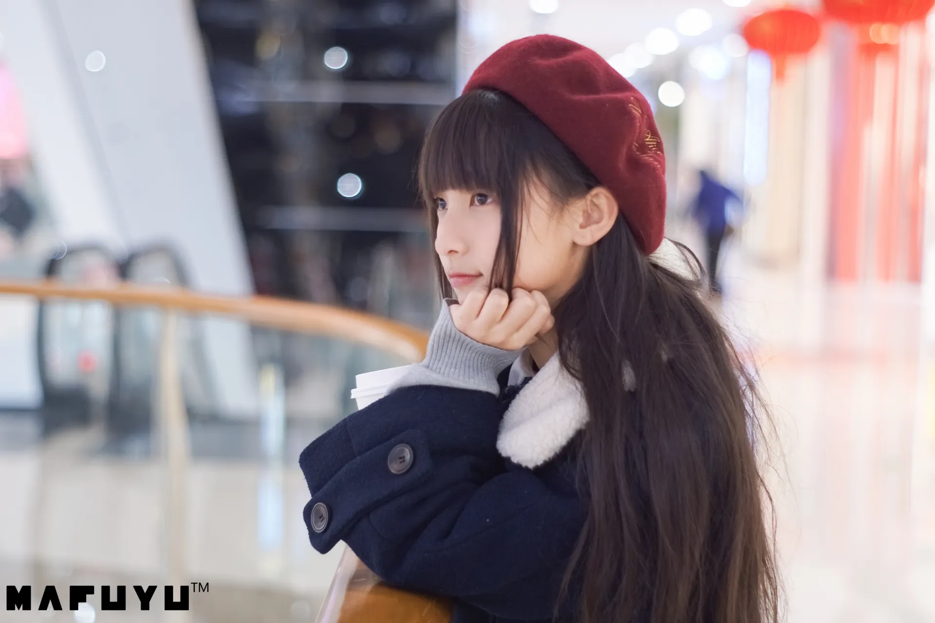 神楽坂真冬 - 冬日 [44P-578MB]