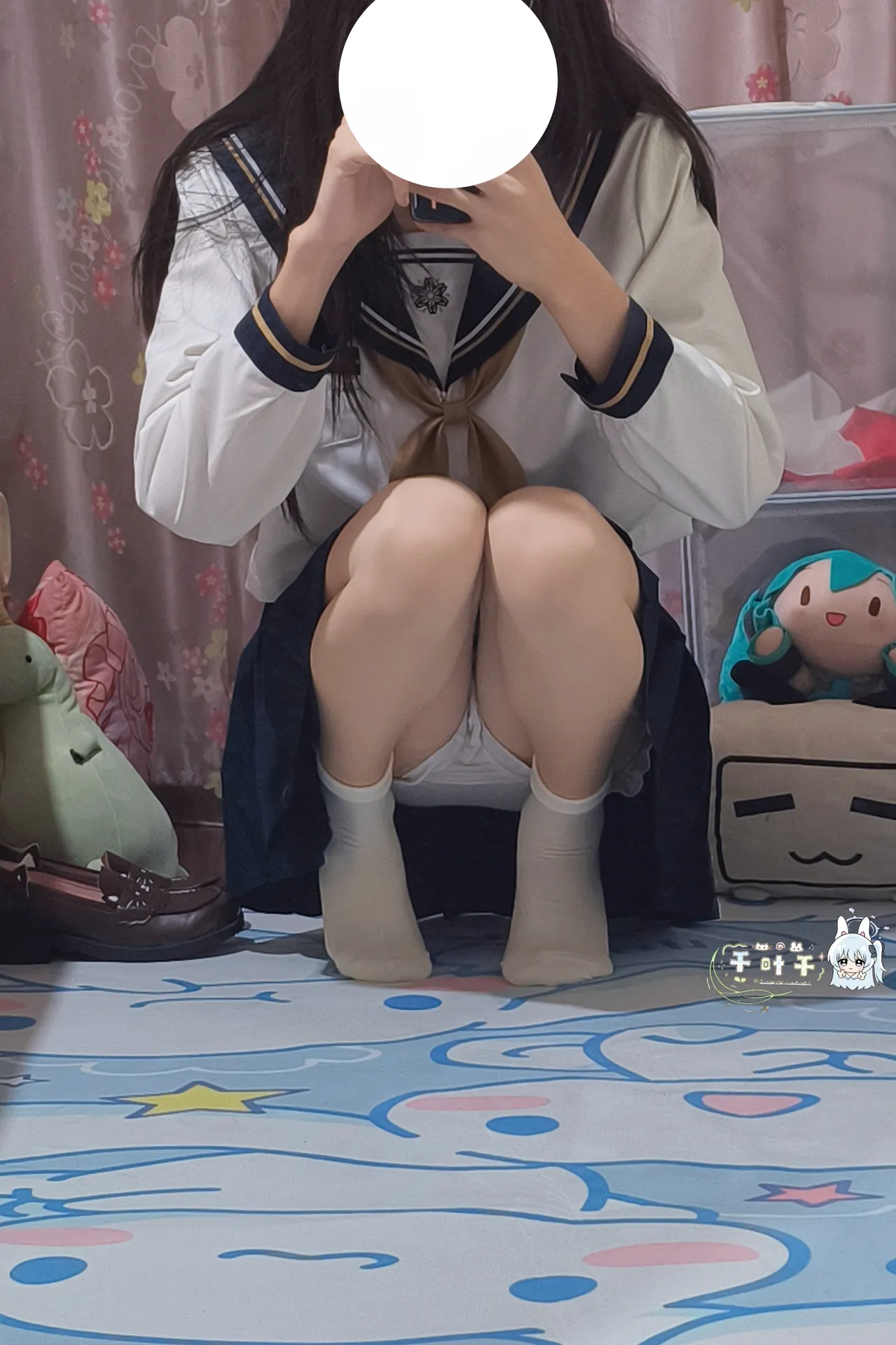 千叶千 - 推特 千叶千 自购 足控 小合集 [790P3V-5.25GB]