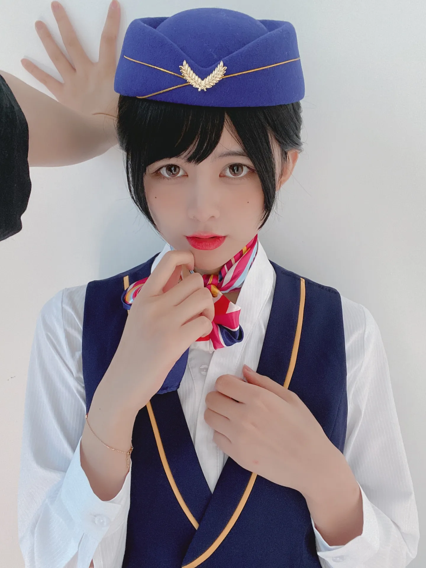 眼酱大魔王w - 空姐肉丝 [28P-143MB]