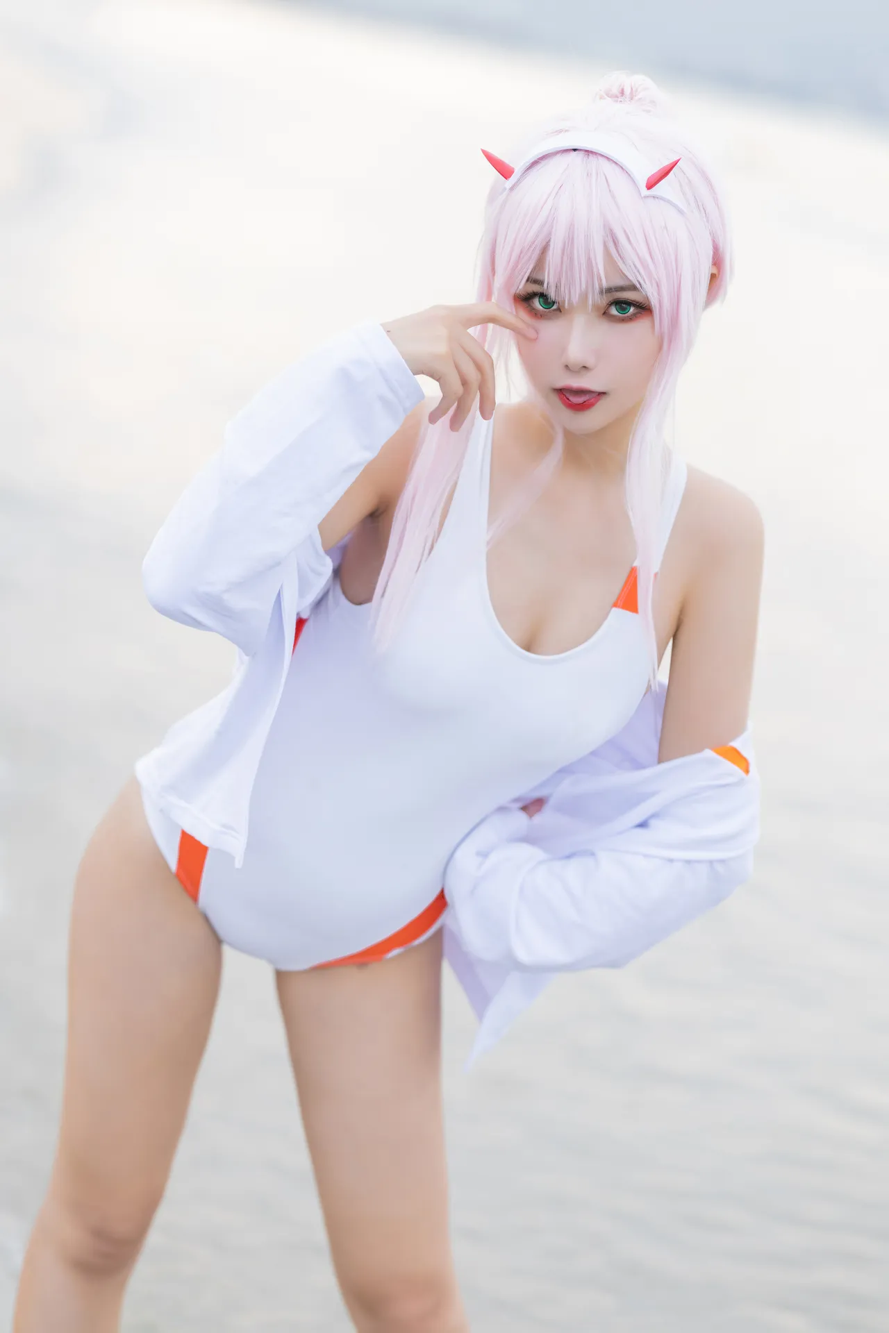 Momoko葵葵 - DARLING in the FRANXX 02 泳装 兔女郎&花嫁 [61P-1.07GB]