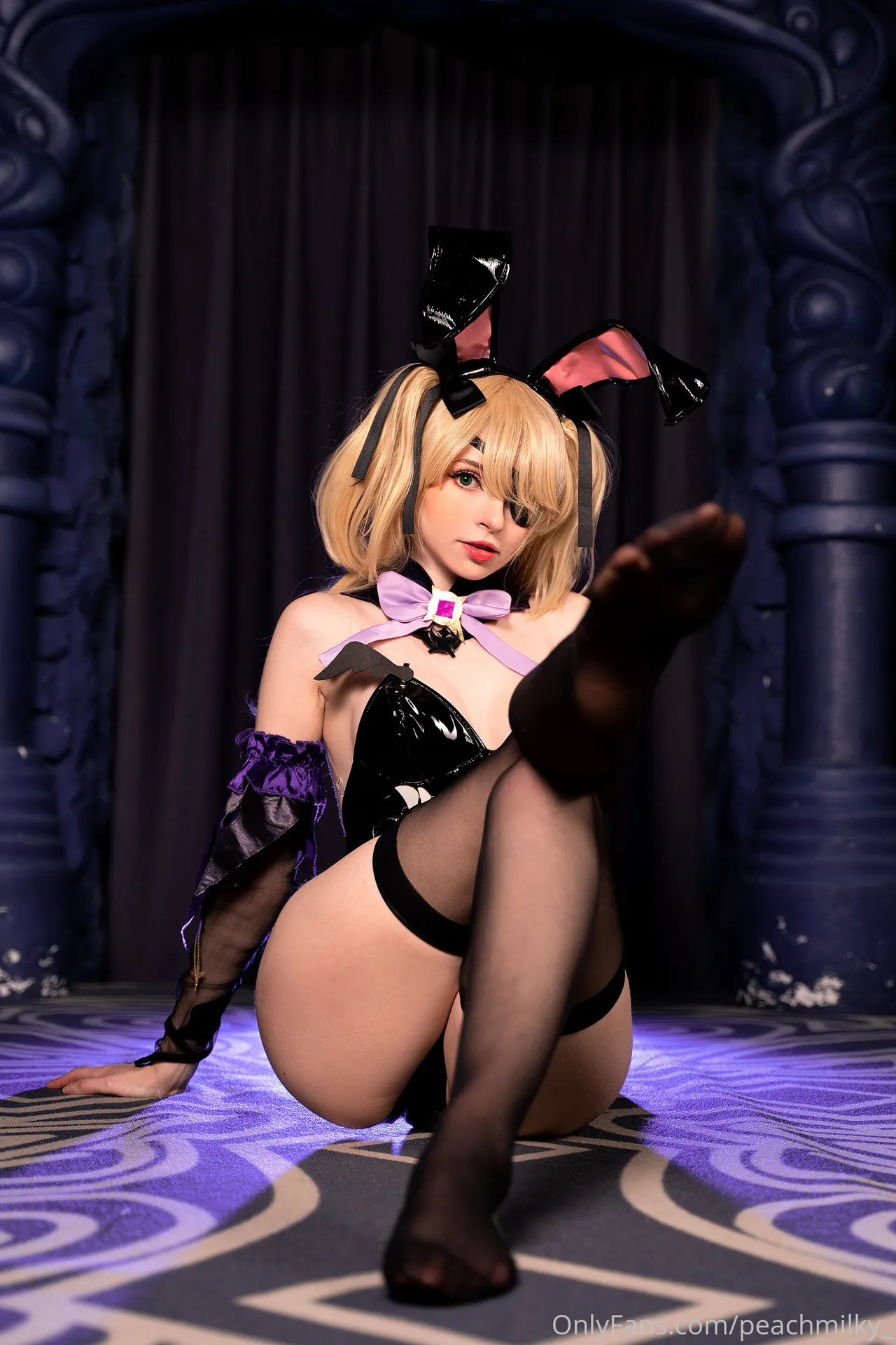 Peach milky - Fischl Playboy Bunny Genshin Impact [24P-40MB]