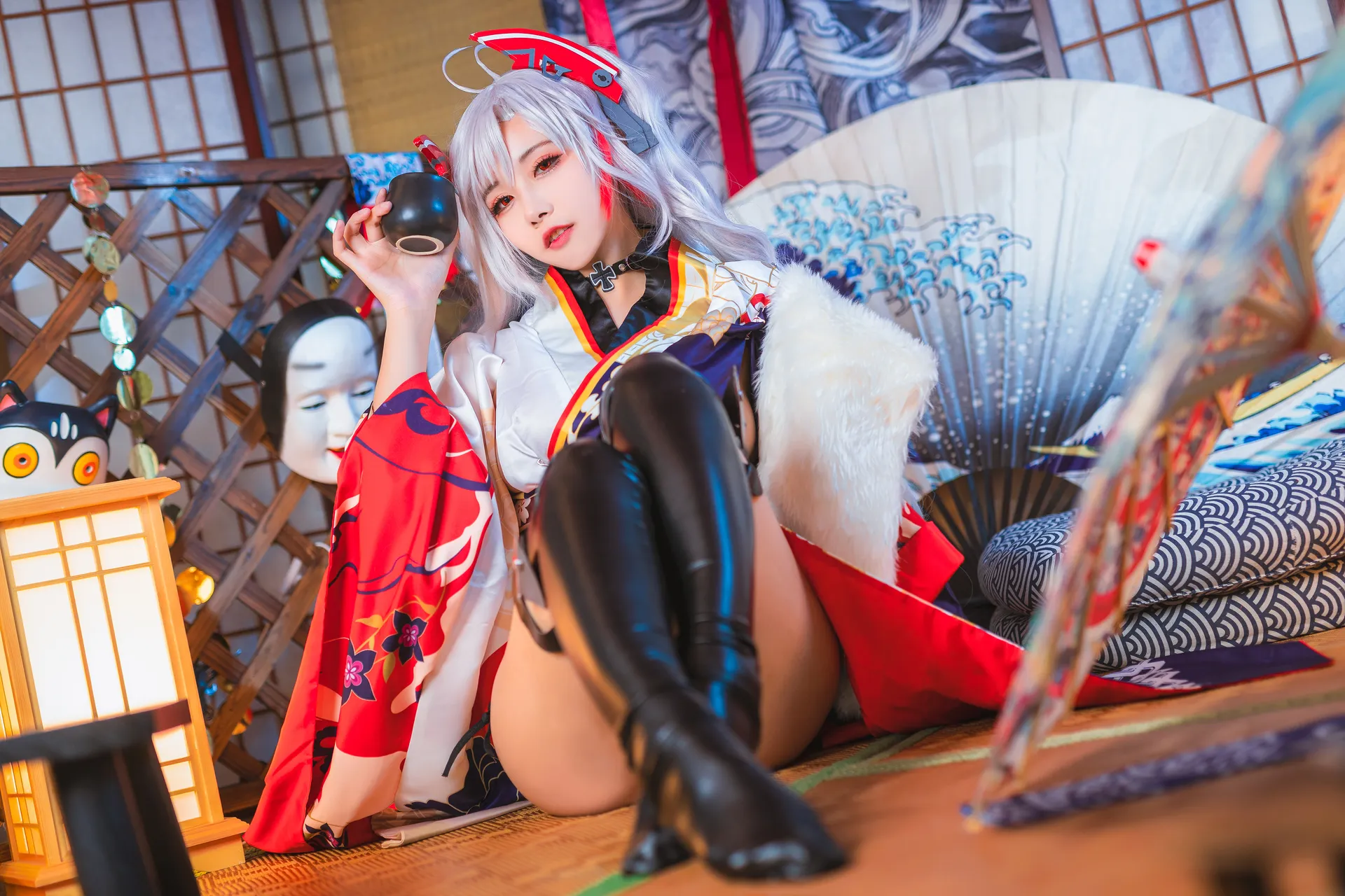 Momoko葵葵 – 欧根亲王 [122P-1.15GB]