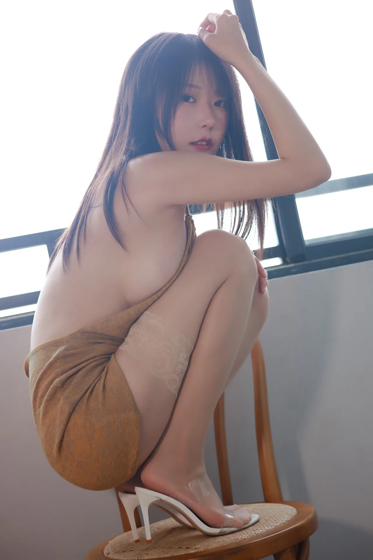 香草喵露露 - 杨枝甘露 露背裙裙 [54P1V-1.26GB]
