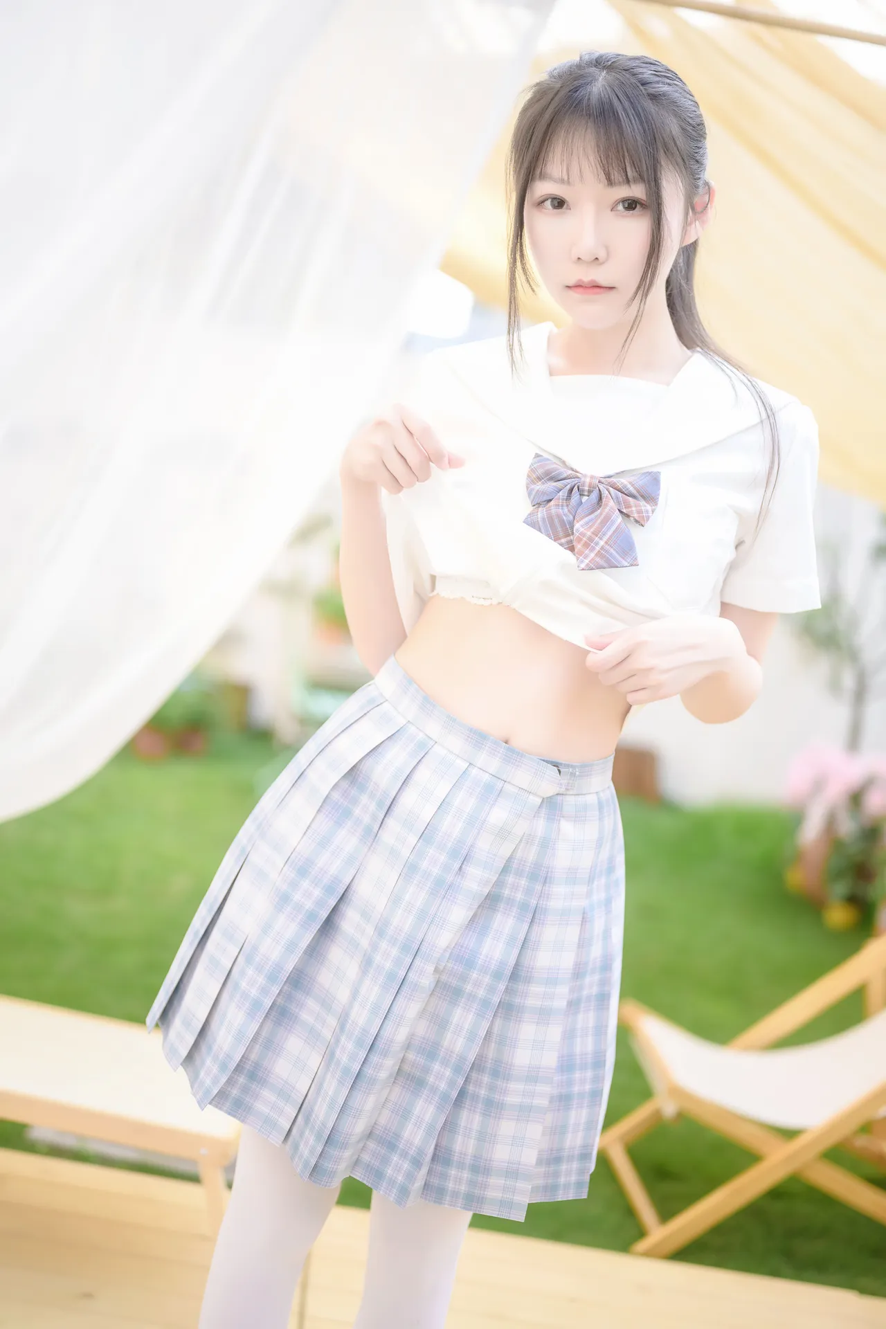 香草喵露露 - 阳光庭院制服 [50P-789MB]