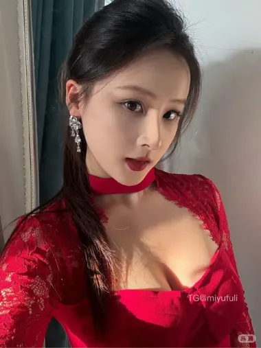 黑猫警官 – 抖音 性感少妇诱惑合集 [50P24V-80MB]