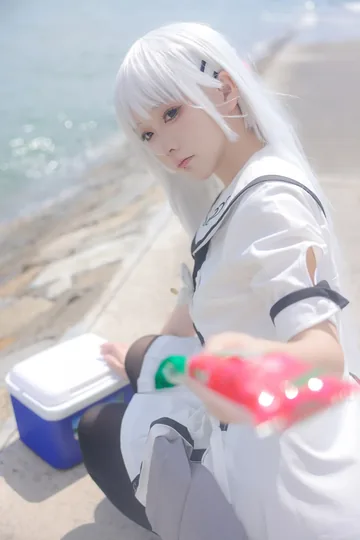 G44不会受伤 – Summer Pockets 鸣濑白羽 [15P-351MB]