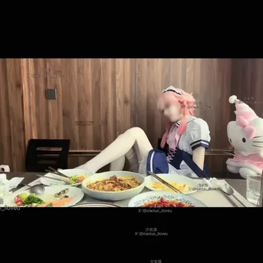 yuri酱 – 少女洛 依旧一小时起手888记录和门哥的约会一天车震做爱合集 [0P3V-1.55GB]