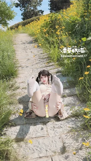 香草奶喵 – JK春游 [32P10V-2.52GB]