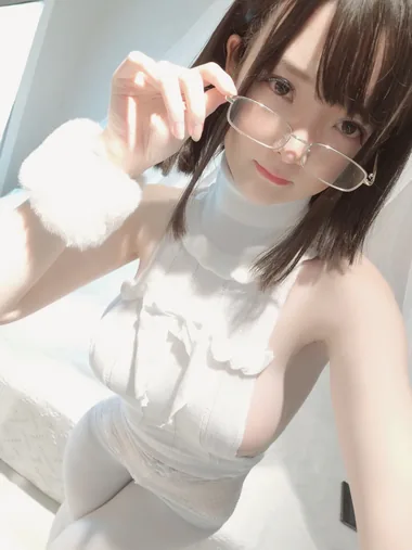 一小央泽 – 糯米元宵！ [102P3V-1.60GB]