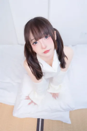 神楽坂真冬 – 斩男毛衣 [75P2V-31MB]