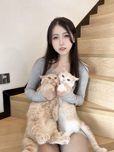 不呆猫 – 居家猫猫女友 [59P1V-470MB]