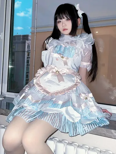ChenyiOvO – 野餐兔 啪啪合集 [4P12V-2.61GB]